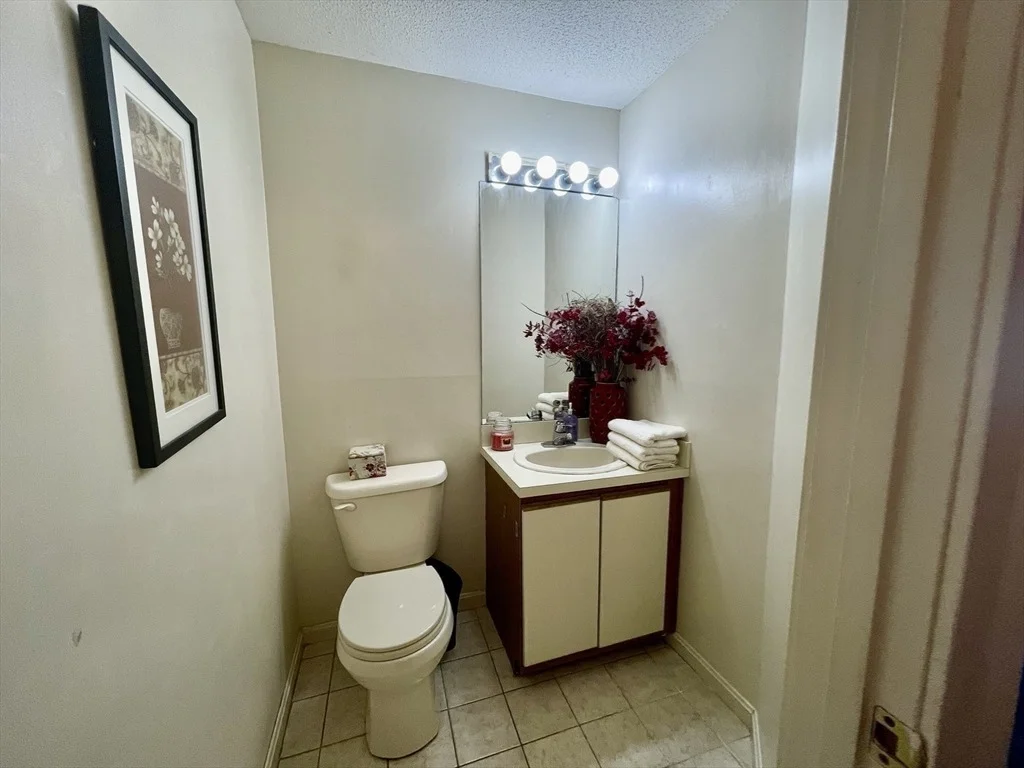 Photo of Unit 6604 at 700 Shore Dr