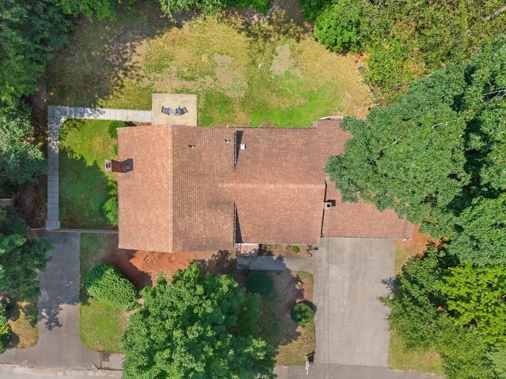 Photo of 35 Rustic Dr