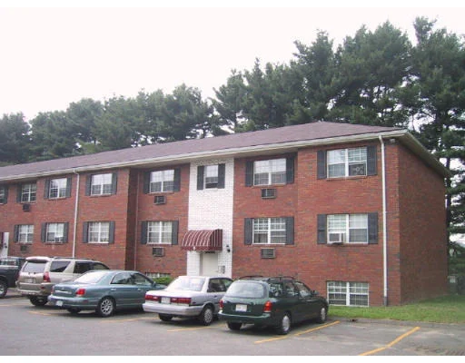 Photo of Unit E at 8 Maple Crest Circle