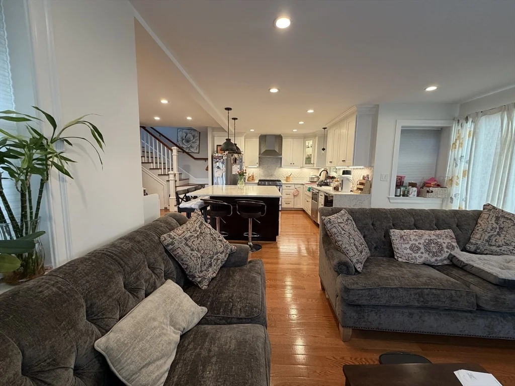 Photo of 32 Fremont Ave