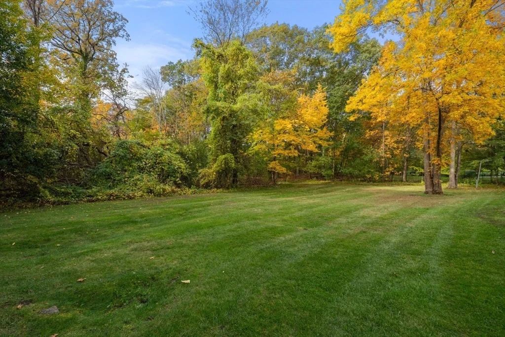 Photo of 20 Herrick Dr