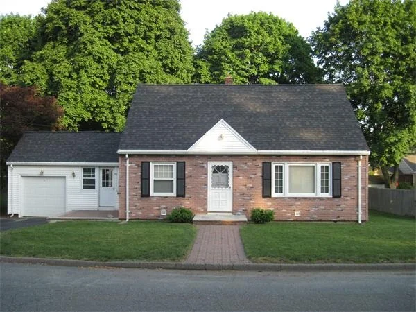 Photo of 82 Genesee St.