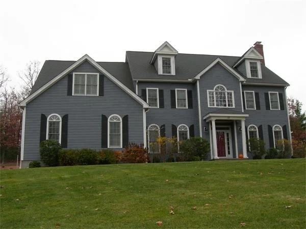 Photo of 17 Whispering Ln