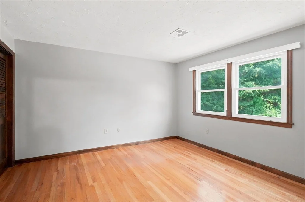Photo of 8 Flanagan Drive