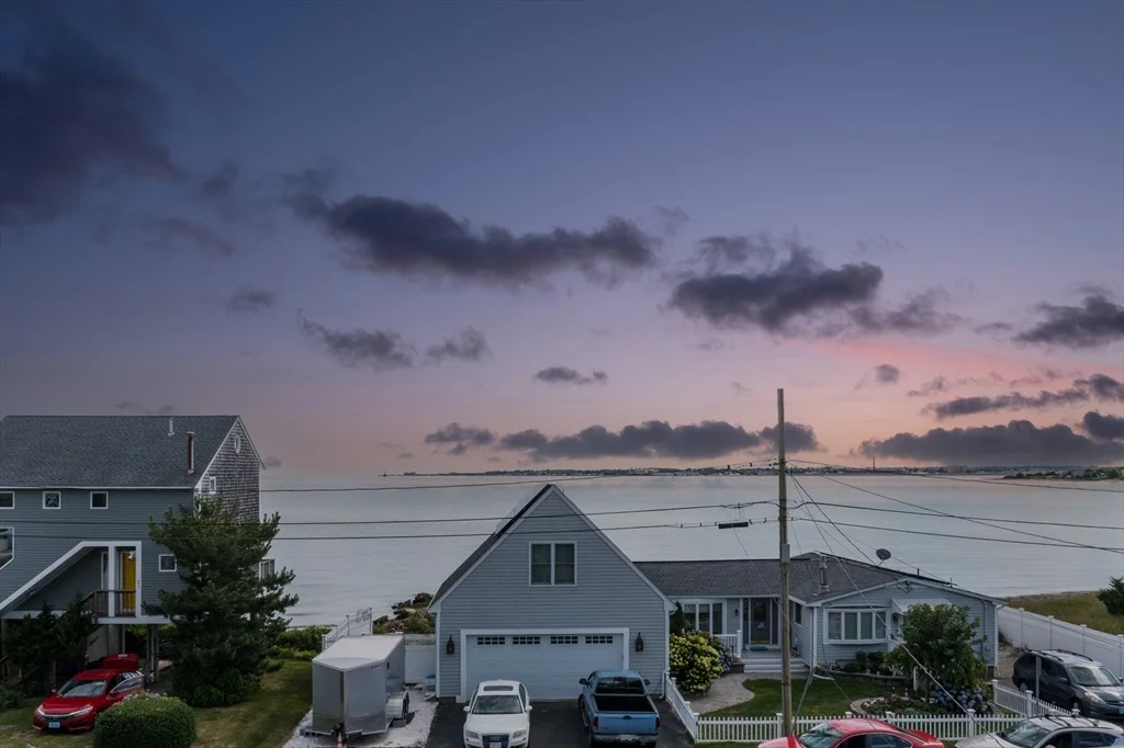 Photo of 54 Bayview Ave