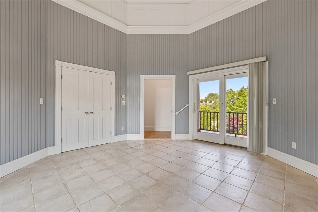 Photo of 372 Ocean Avenue