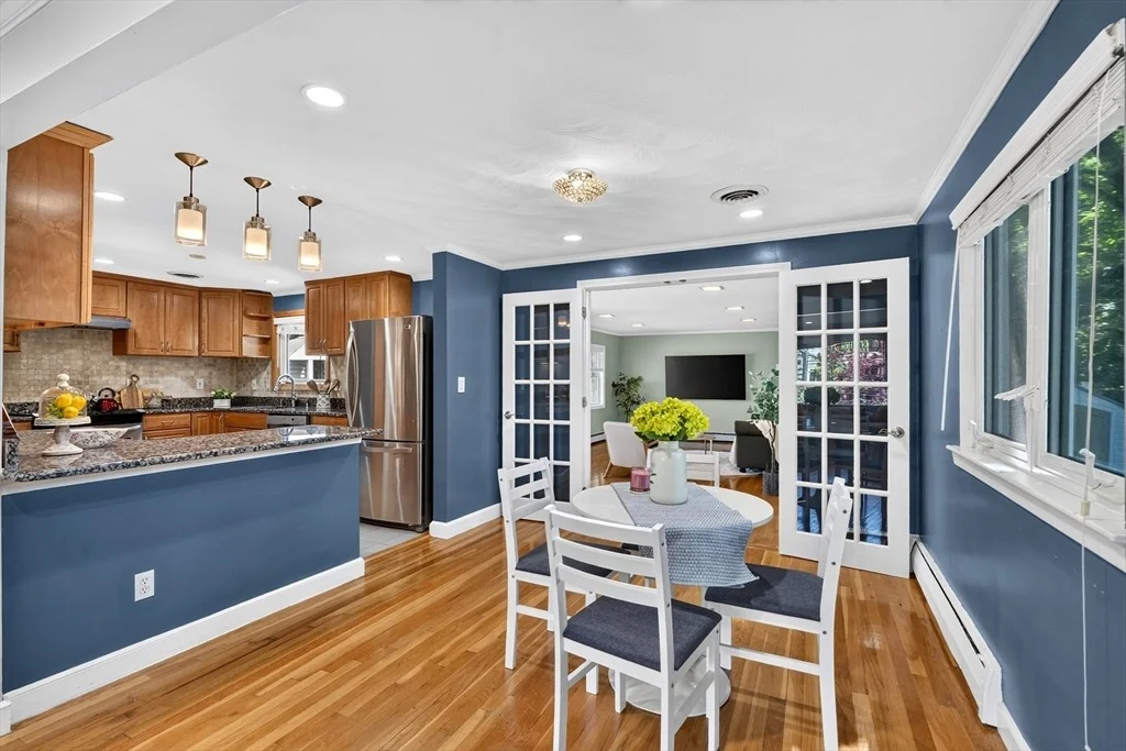 Photo of 32 Bobolink Rd