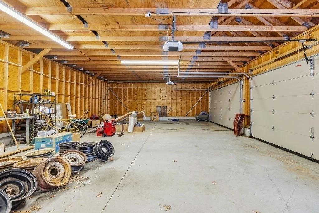 Photo of 2140 Tanglewood Rd.