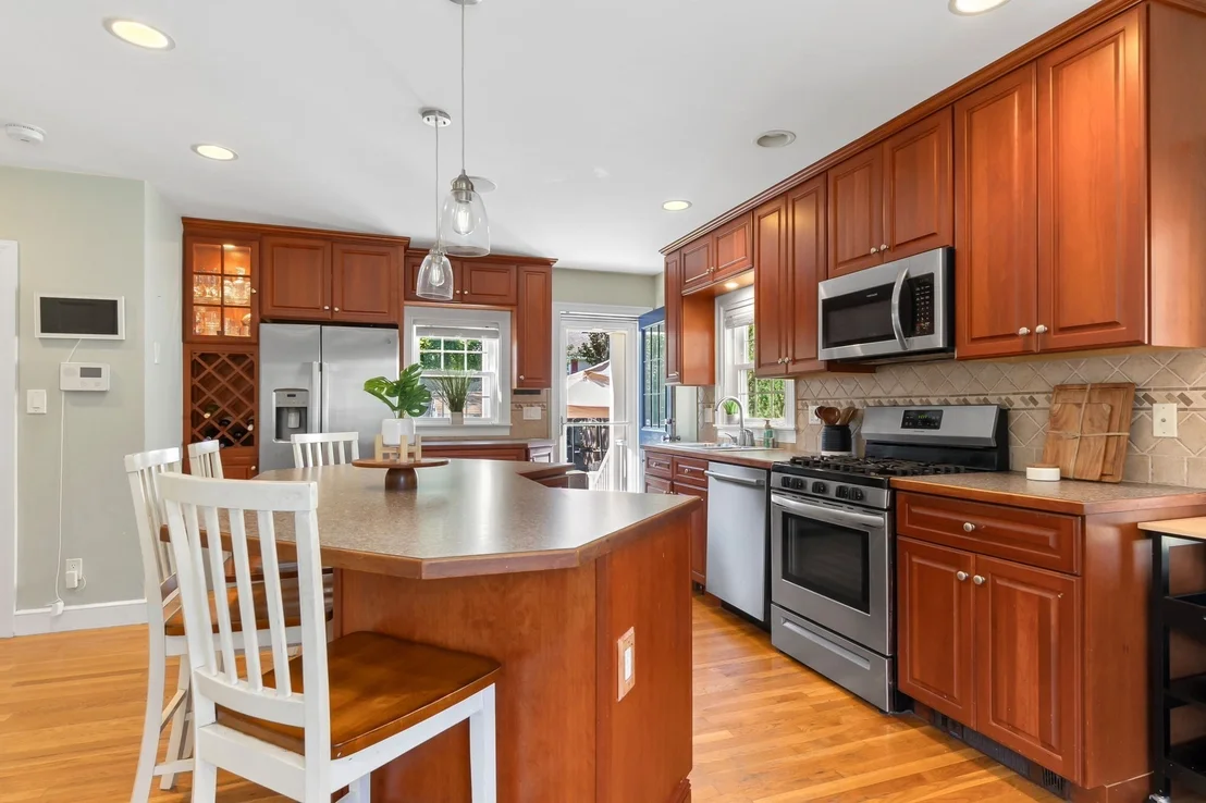 Photo of 15 Maple Valley Rd