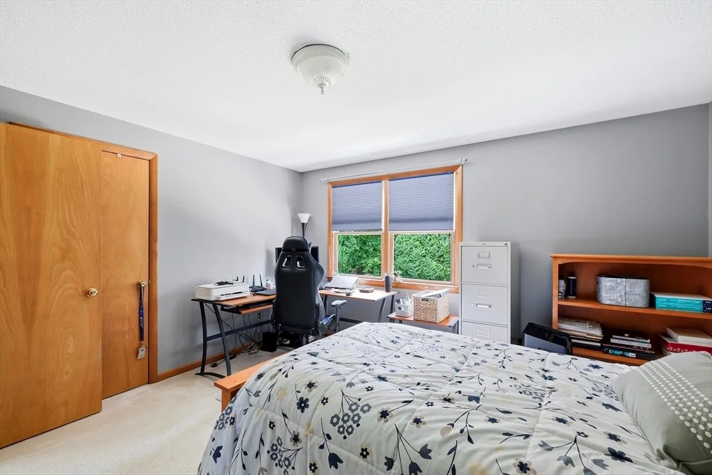 Photo of 16 Lessard
