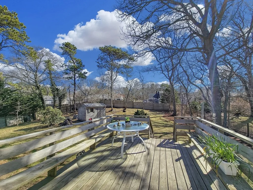Photo of 11 Great Oak Rd