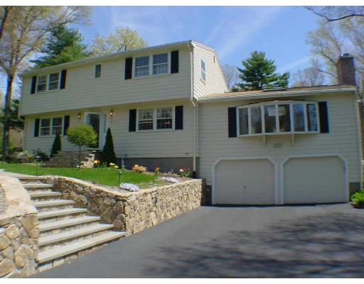 Photo of 60 Briar Ln