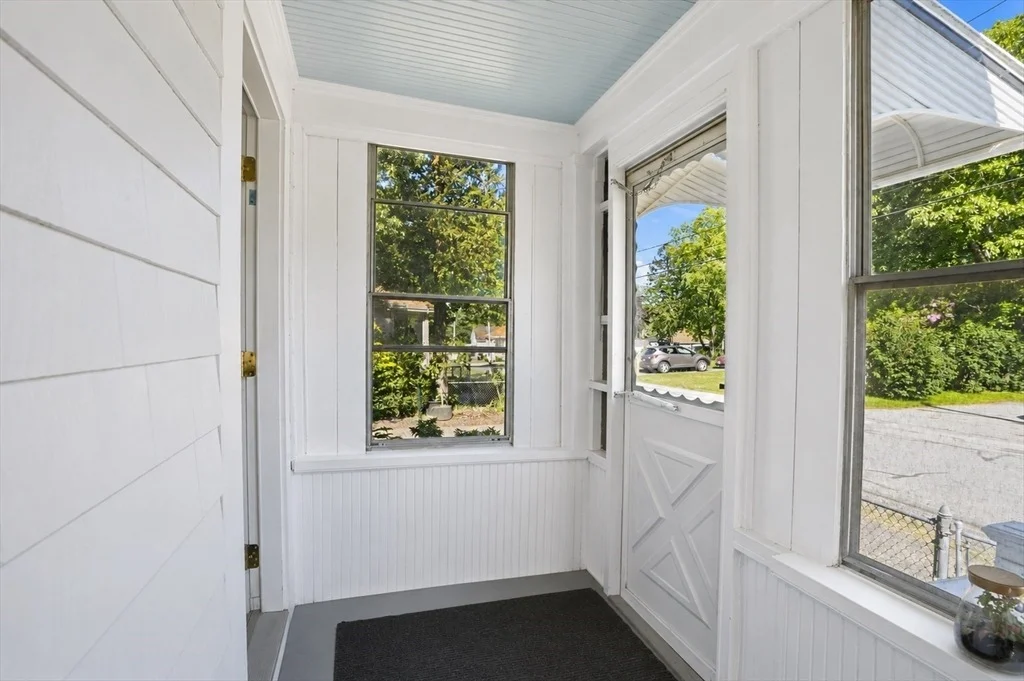 Photo of 72 Pembroke Ave