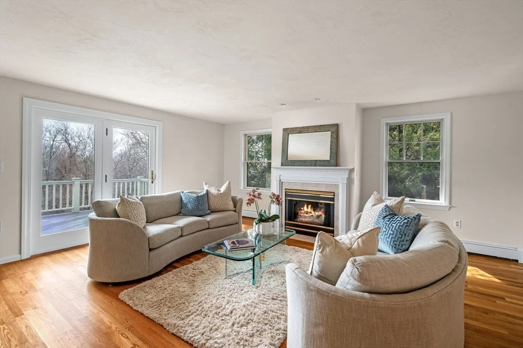 Photo of 170 Beacon St