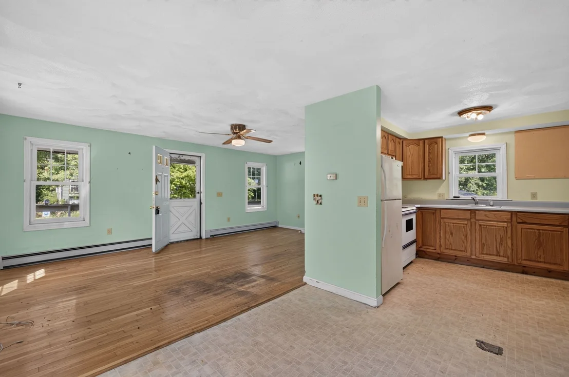 Photo of 17 W Cedar Rd
