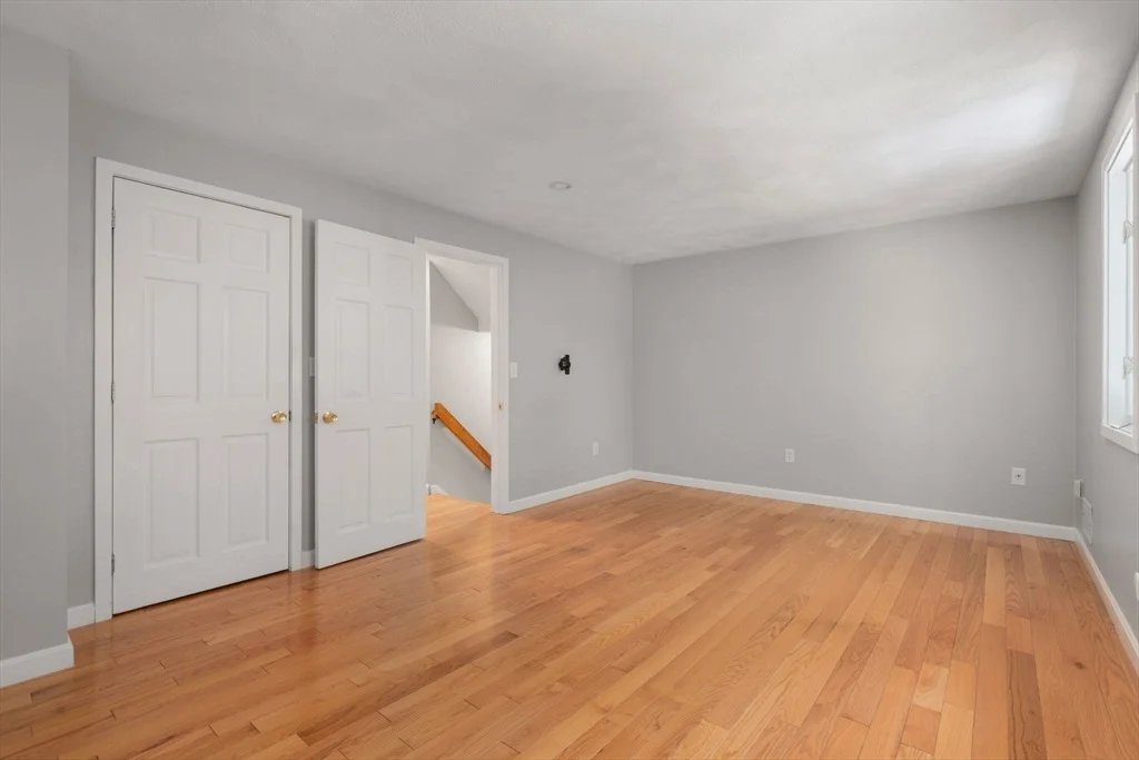 Photo of Unit 205 at 31 Blithewood Ave
