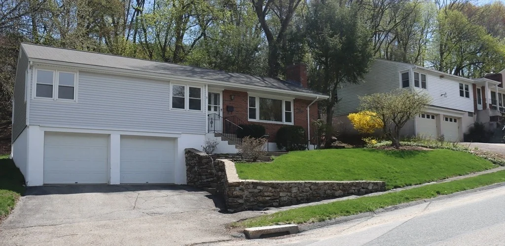 Photo of 31 Sun Valley Dr