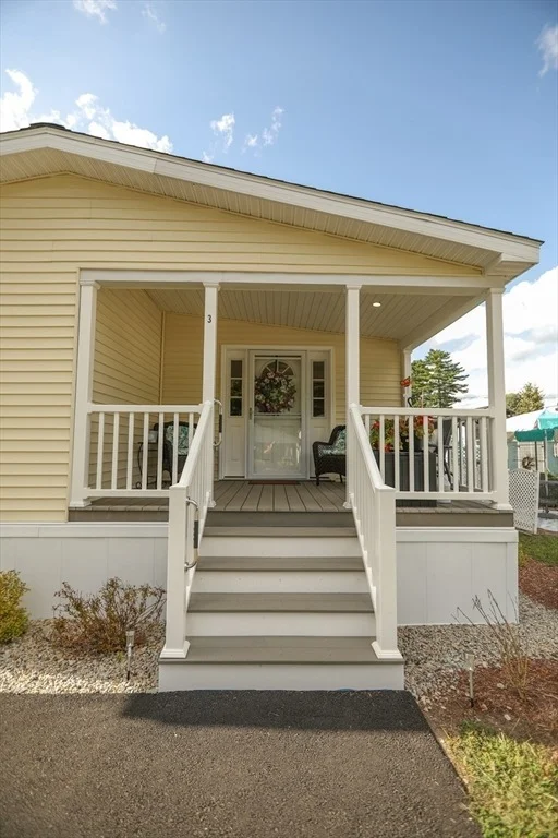 Photo of 3 B Street