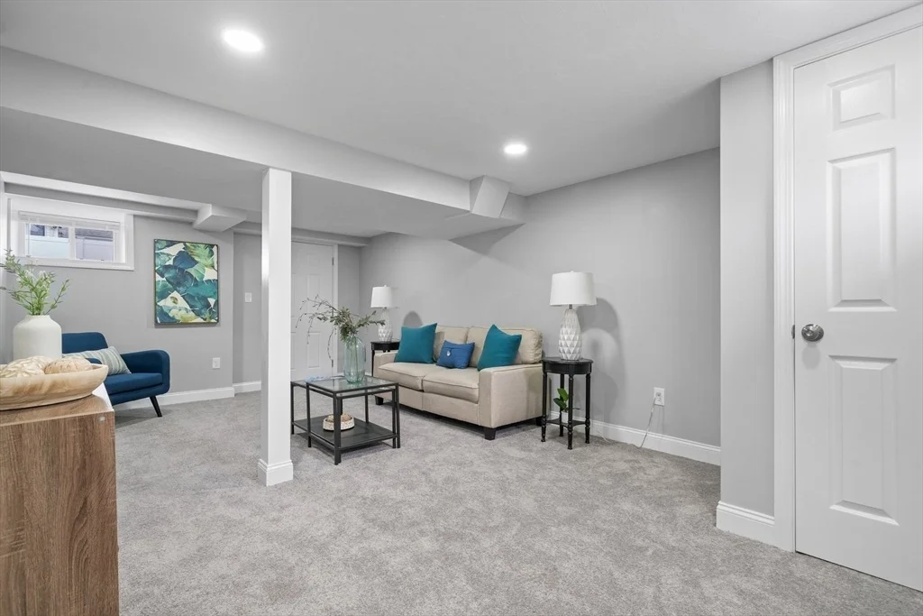 Photo of 58 Whitman Rd