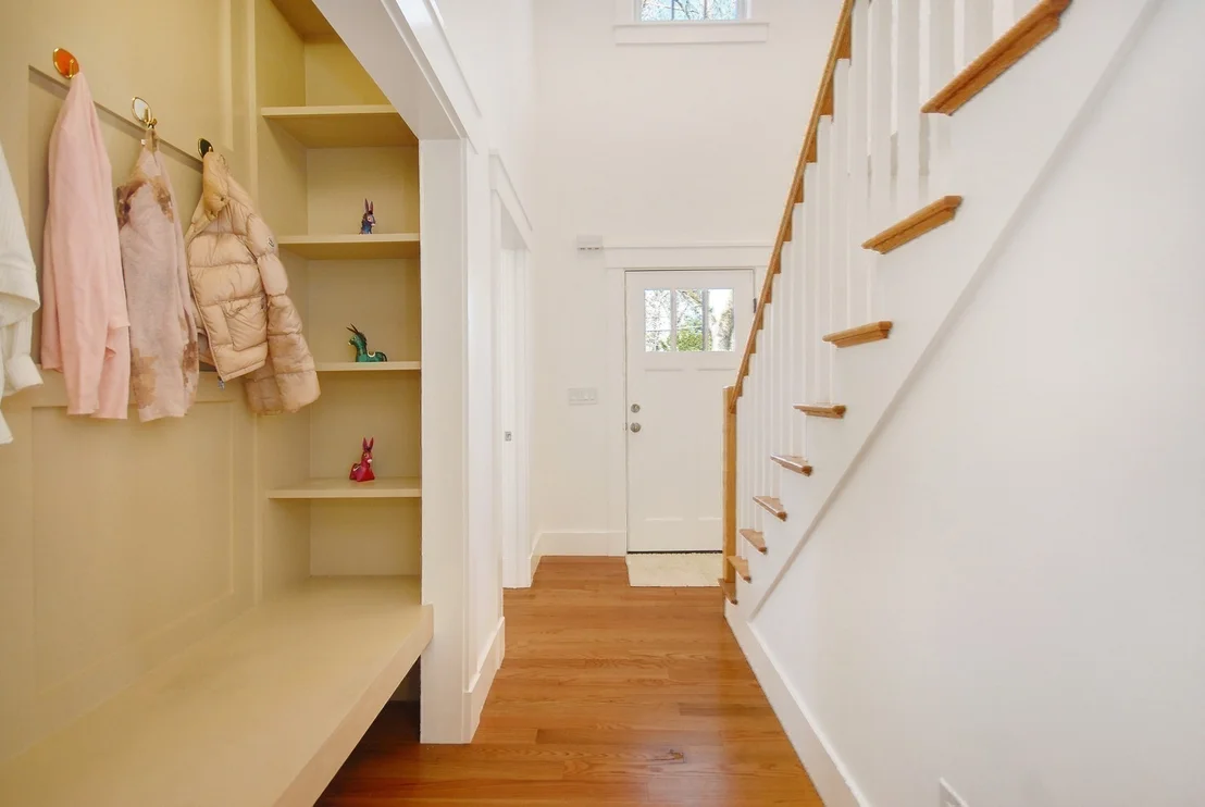 Photo of 32 Hickory Cliff Rd