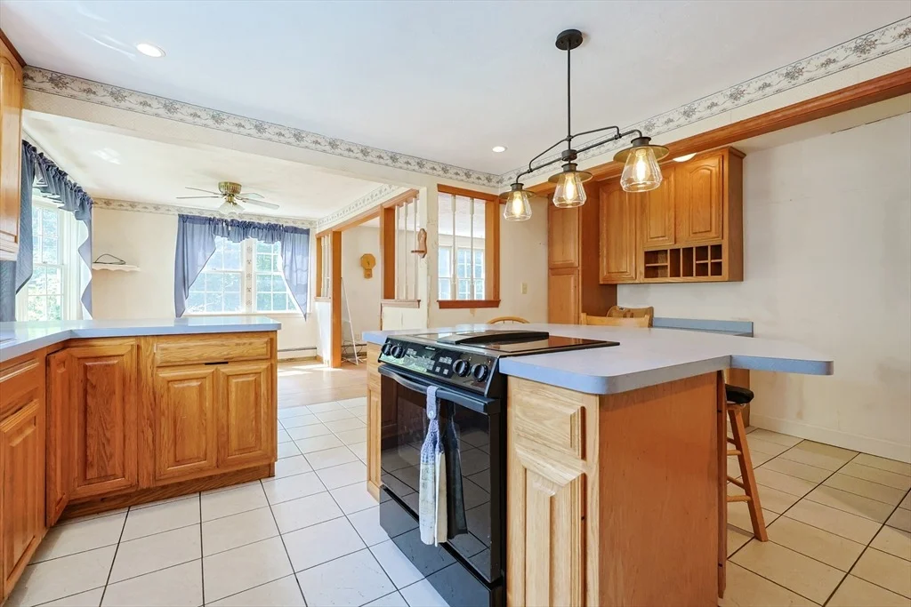 Photo of 179 Whitins Road