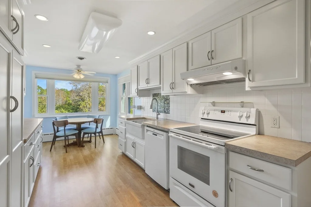 Photo of 330 Benjamin Street