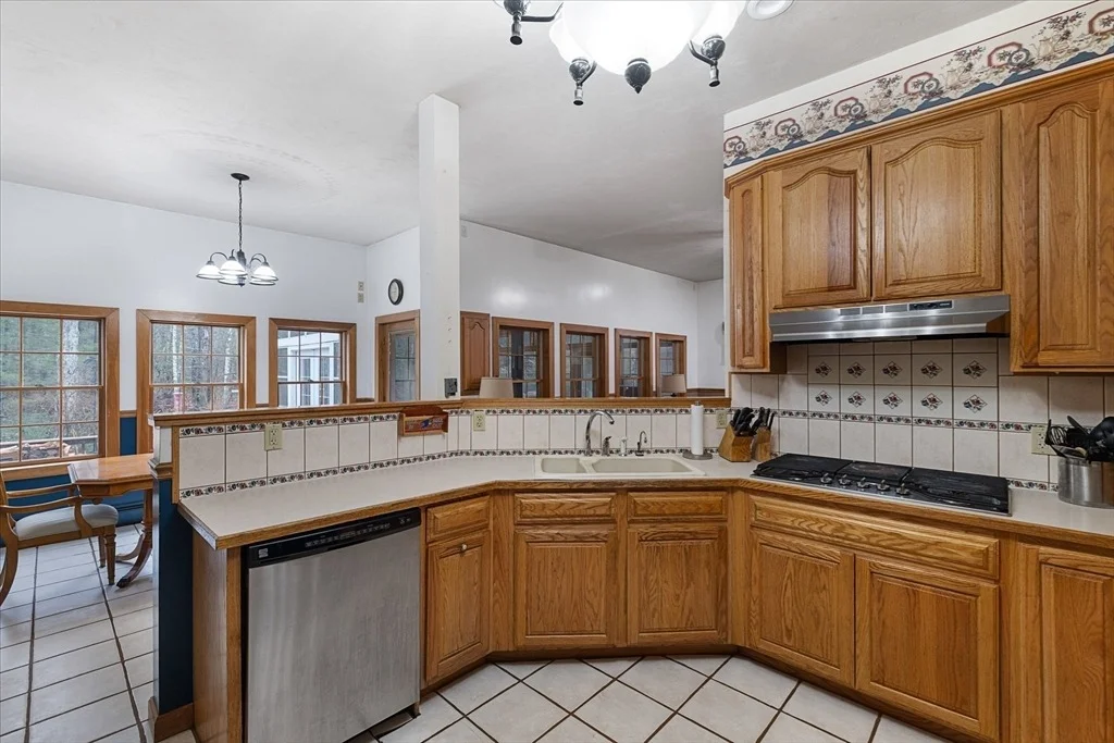 Photo of 12 Mckinstry Dr