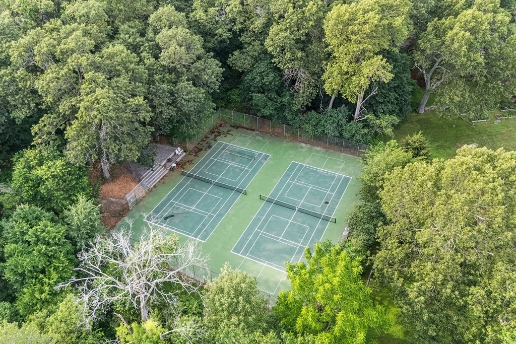 Photo of 32 Moon Hill Road