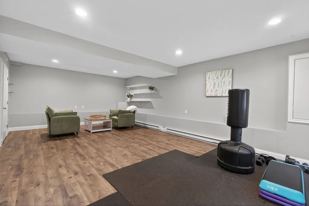 Photo of 219 River Rd