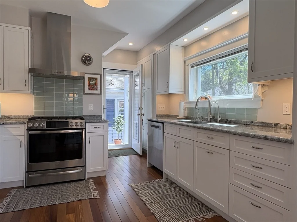 Photo of 17 Fairview Ave