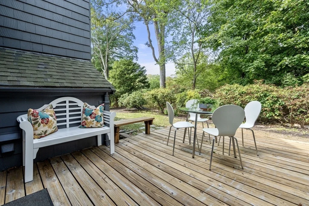 Photo of 11 Grayson Ln