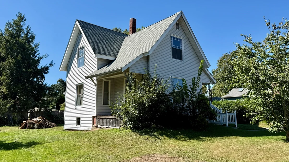 Photo of 51 Crescent St.