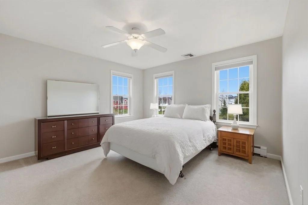 Photo of 24 Gristmill Ln