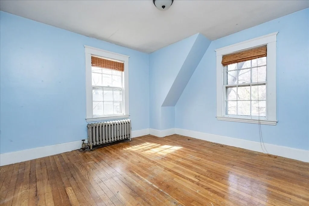 Photo of 23 Beacon St