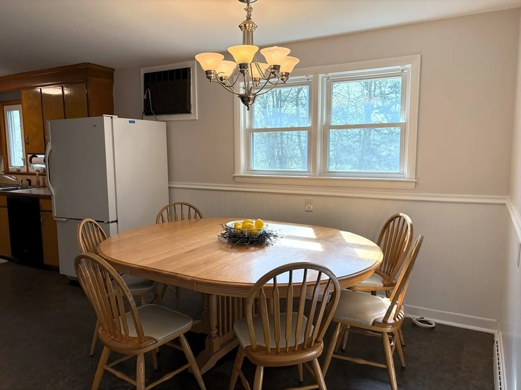 Photo of 25 Glen Forest Ln