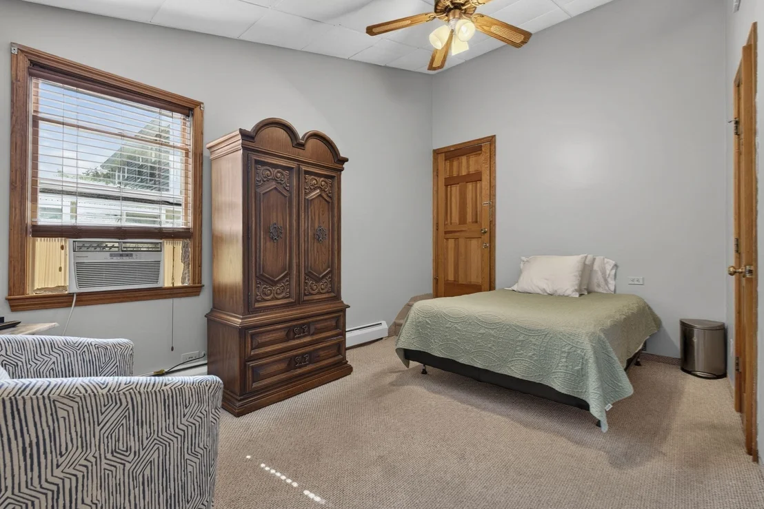 Photo of 8 Lyndale Rd