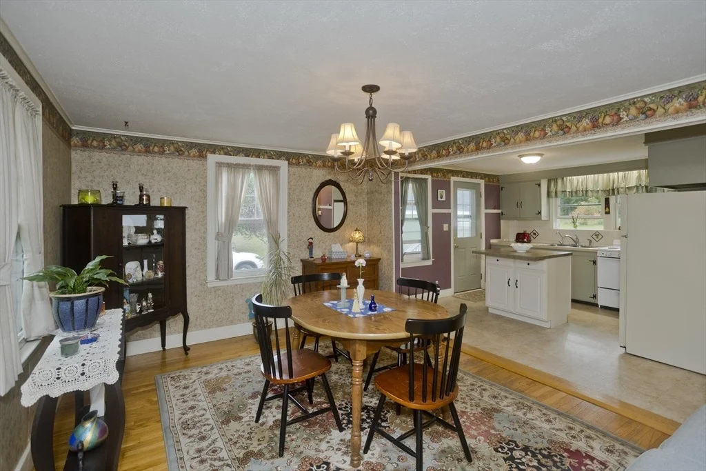 Photo of 299 Shaker Rd