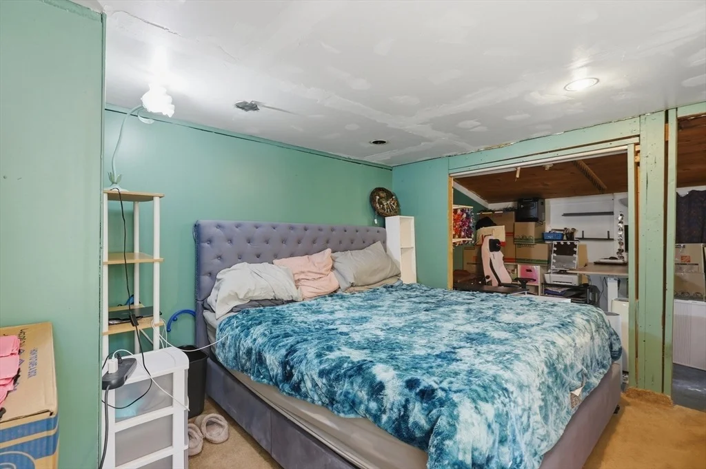 Photo of 101 Whitins Rd