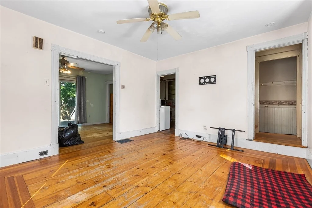 Photo of 41 Devine Ave