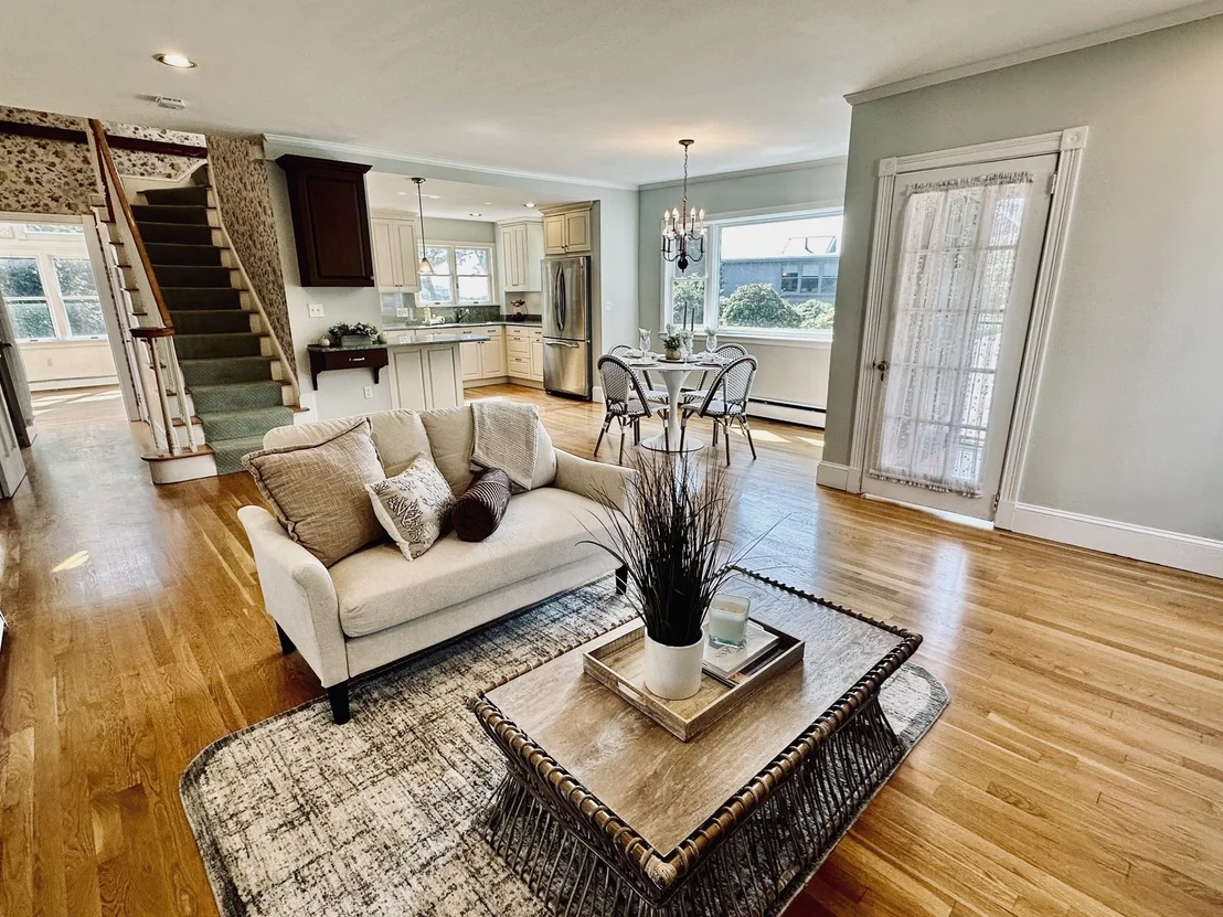 Photo of 174 Willow Rd