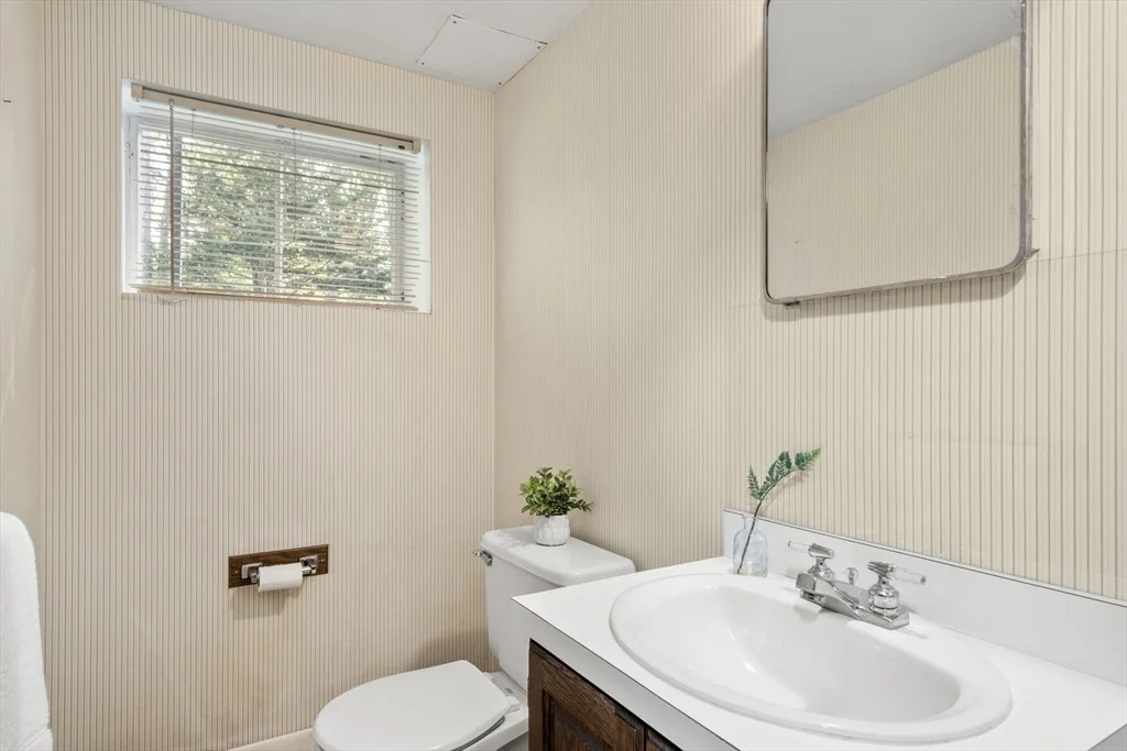Photo of 97 Barton Dr
