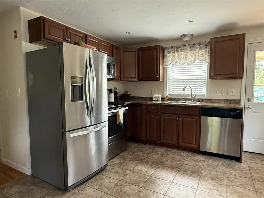 Photo of 98 Indian Run Rd