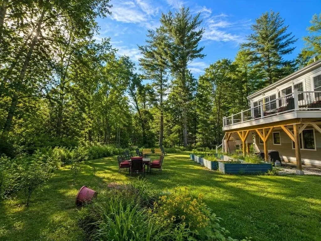 Photo of 22 Meadowbrook Rd