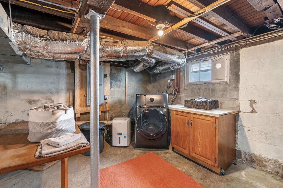 Photo of 32 Crescent Ave