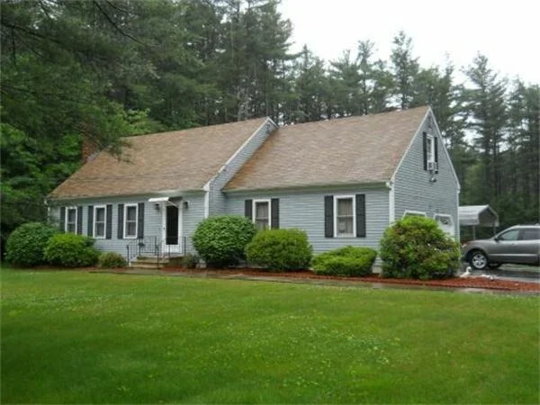 Photo of 95 Turnpike Road