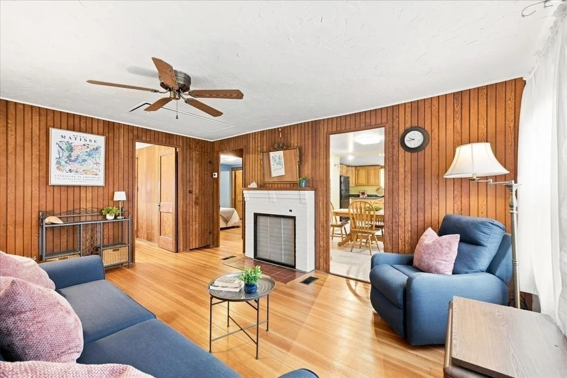 Photo of 30 Bay Street