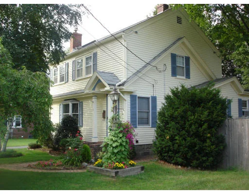Photo of 7 Larrabee Ave