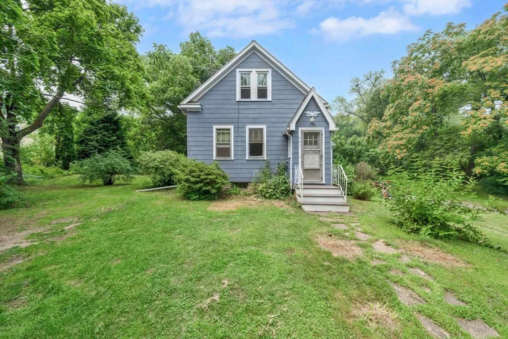 Photo of 207 Lacus Drive