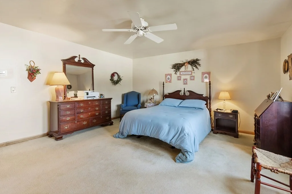 Photo of 17 Janet Lane