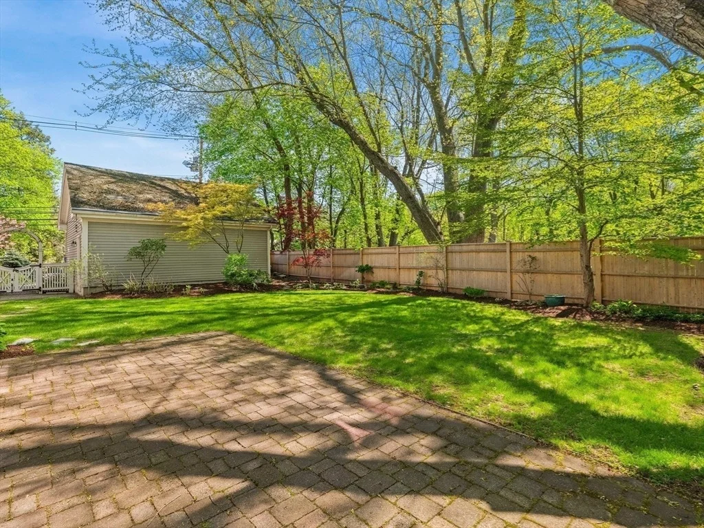 Photo of 20 Maple Street